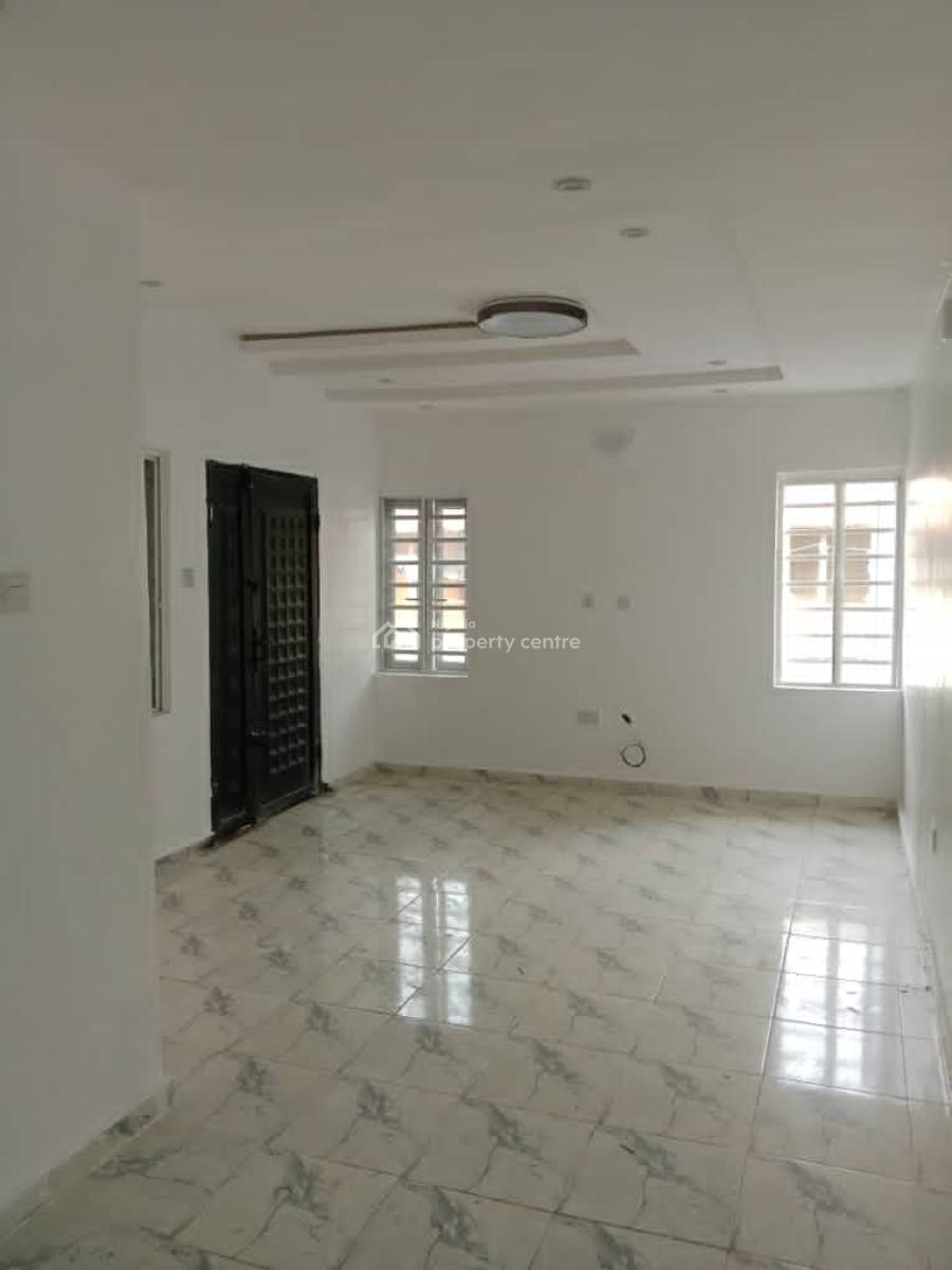 3 Bedroom Apartment:, Omole Phase 2, Ikeja, Lagos, Flat / Apartment for Rent