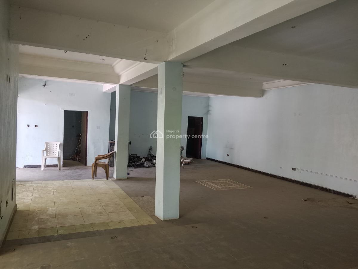 Plaza Space, Ebitu-ukiwe Street, Utako, Abuja, Shop for Rent