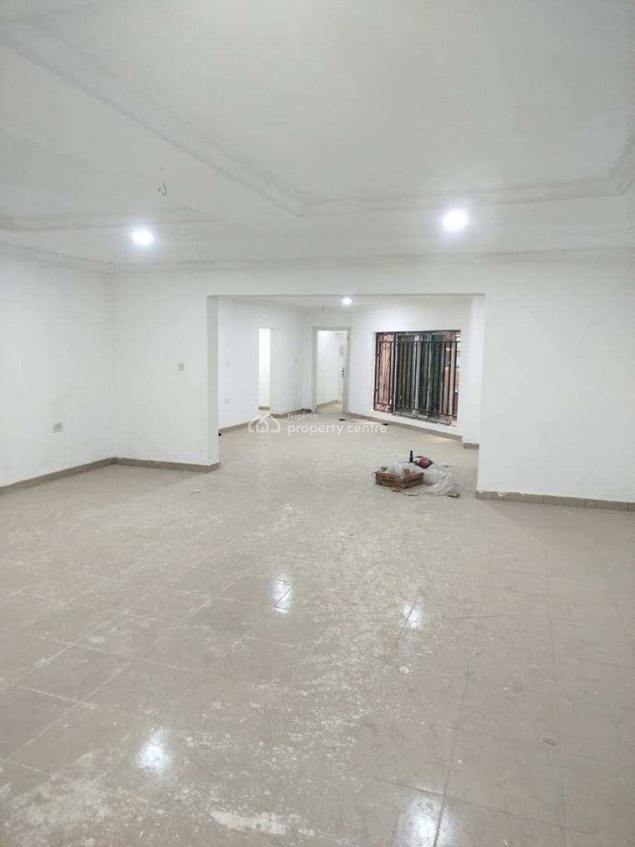 Luxury 3 Bedroom Spacious Apartment,self Con Bq, on 1st & Ground Floor, Utako, Abuja, Flat / Apartment for Rent