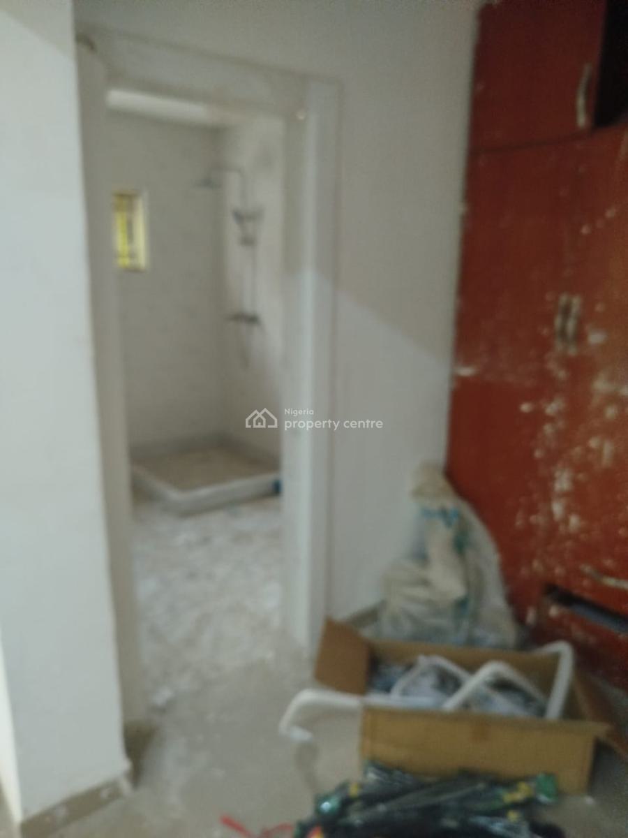 Luxury 3 Bedroom Spacious Apartment,self Con Bq, on 1st & Ground Floor, Utako, Abuja, Flat / Apartment for Rent