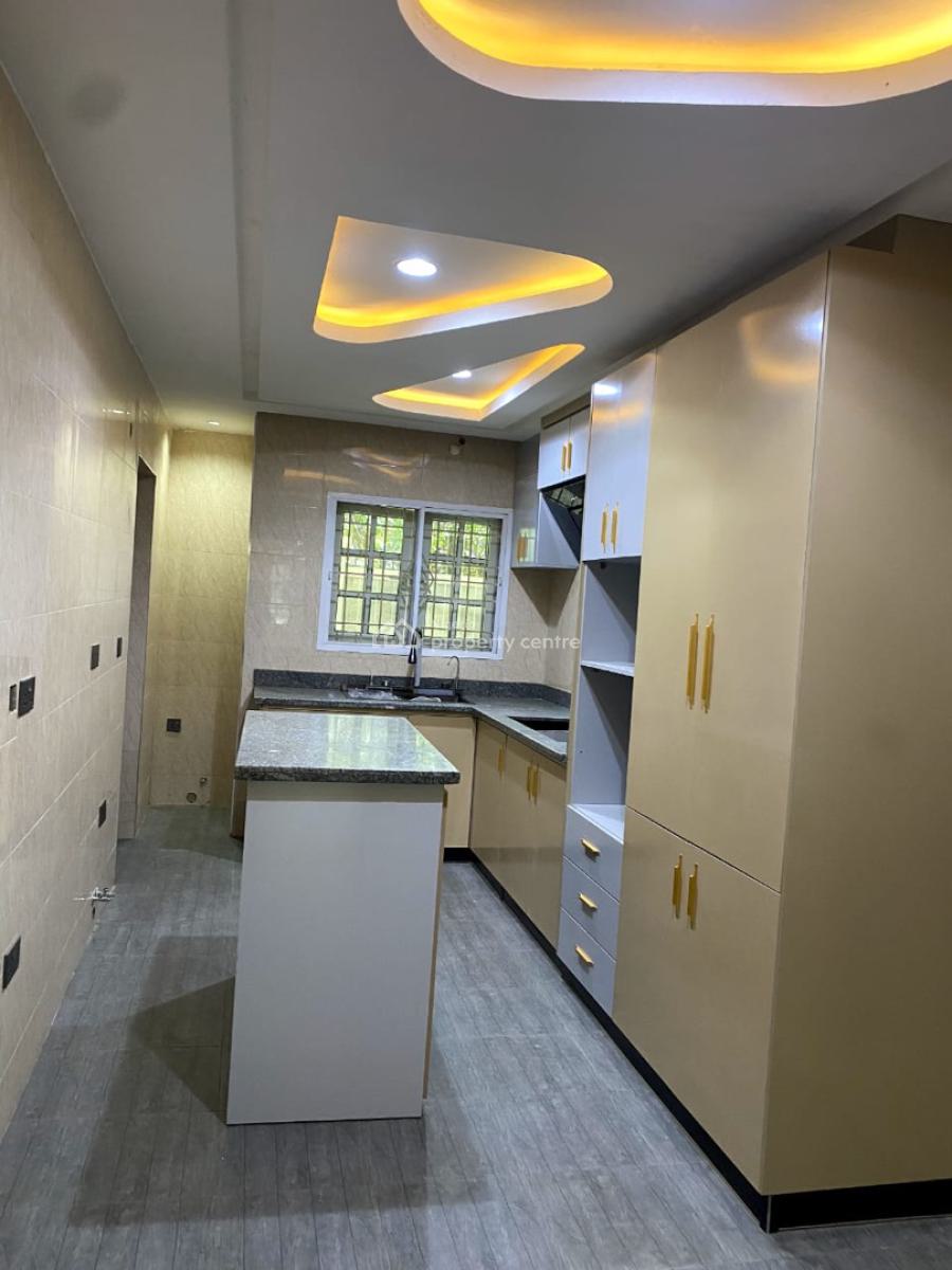 Luxury 3 Bedroom Spacious Apartment Inside a Gated Estate, Tarred Road, River Park Estate, Lugbe District, Abuja, Flat / Apartment for Rent