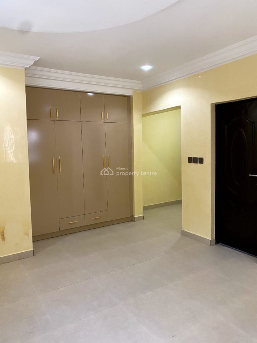 Luxury 3 Bedroom Spacious Apartment Inside a Gated Estate, Tarred Road, River Park Estate, Lugbe District, Abuja, Flat / Apartment for Rent