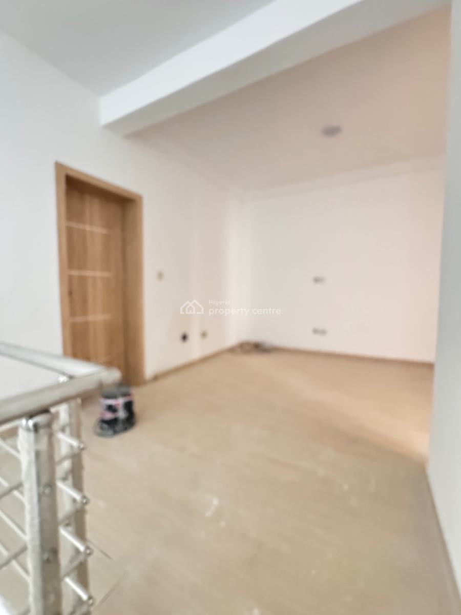 Beautiful Spacious 2 Bedroom All Rooms Ensuite, Lekki Phase 1, Lekki, Lagos, Terraced Duplex for Sale