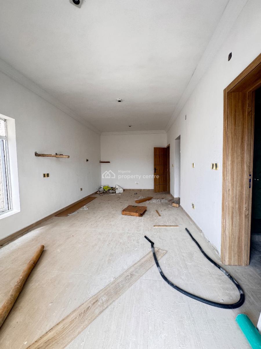 Beautiful Spacious 2 Bedroom All Rooms Ensuite, Lekki Phase 1, Lekki, Lagos, Terraced Duplex for Sale