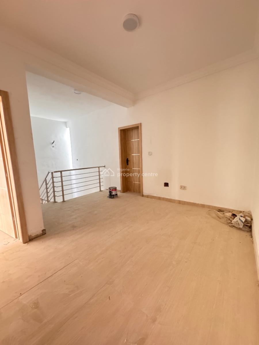 Beautiful Spacious 2 Bedroom All Rooms Ensuite, Lekki Phase 1, Lekki, Lagos, Terraced Duplex for Sale