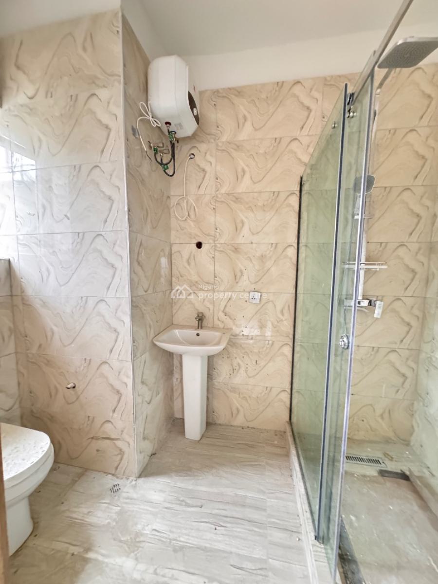 Beautiful Spacious 2 Bedroom All Rooms Ensuite, Lekki Phase 1, Lekki, Lagos, Terraced Duplex for Sale
