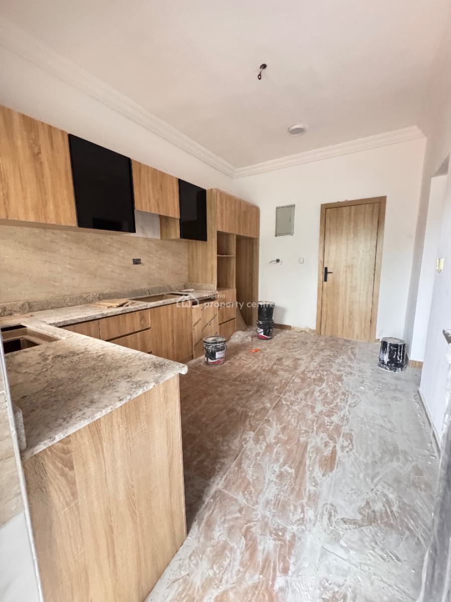 Beautiful Spacious 2 Bedroom All Rooms Ensuite, Lekki Phase 1, Lekki, Lagos, Terraced Duplex for Sale