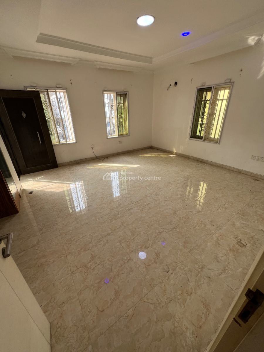 Super-clean Miniflat with Massive Bedroom, Osapa London Estate, Osapa, Lekki, Lagos, Mini Flat (room and Parlour) for Rent