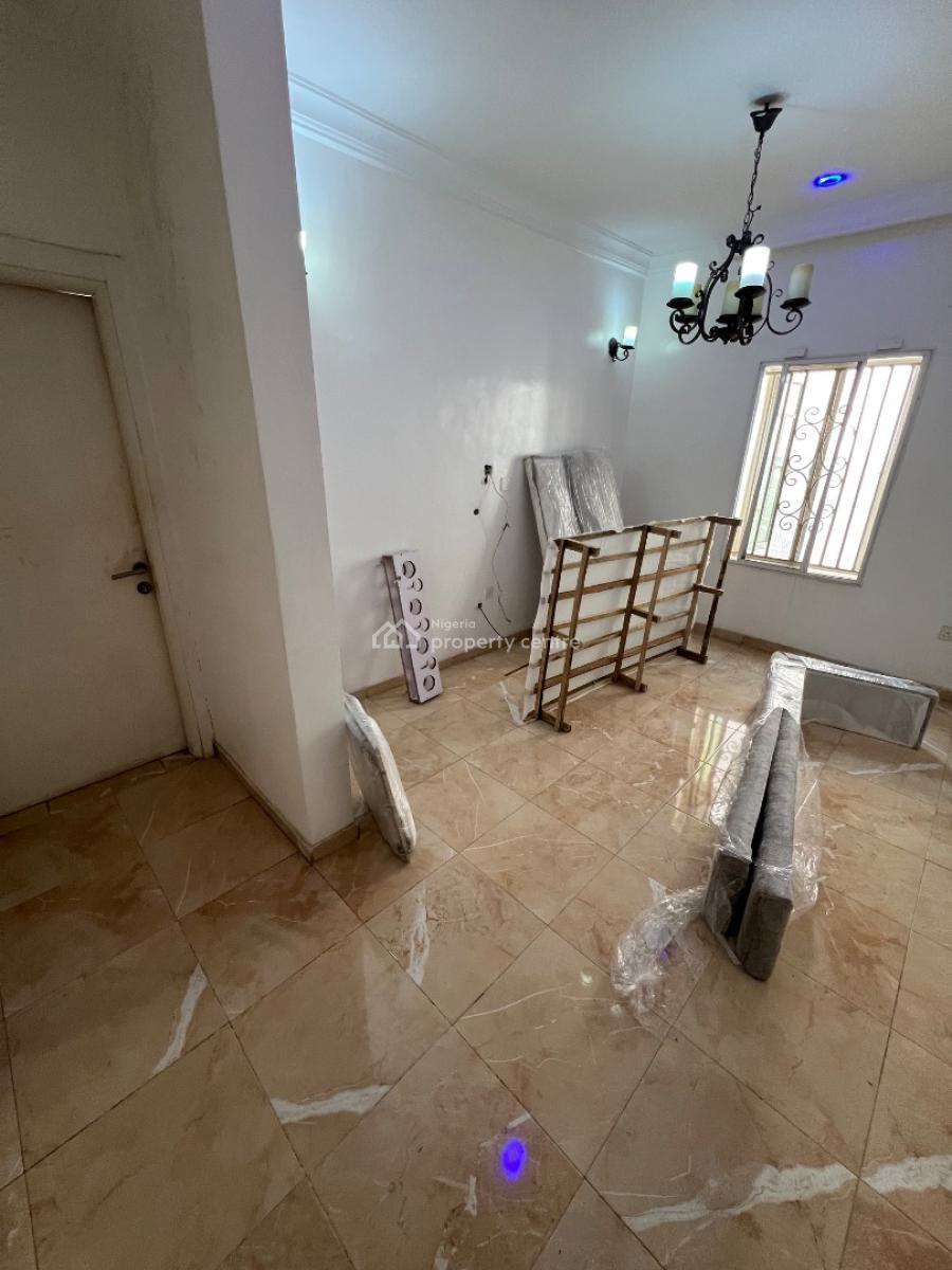 Super-clean Miniflat with Massive Bedroom, Osapa London Estate, Osapa, Lekki, Lagos, Mini Flat (room and Parlour) for Rent