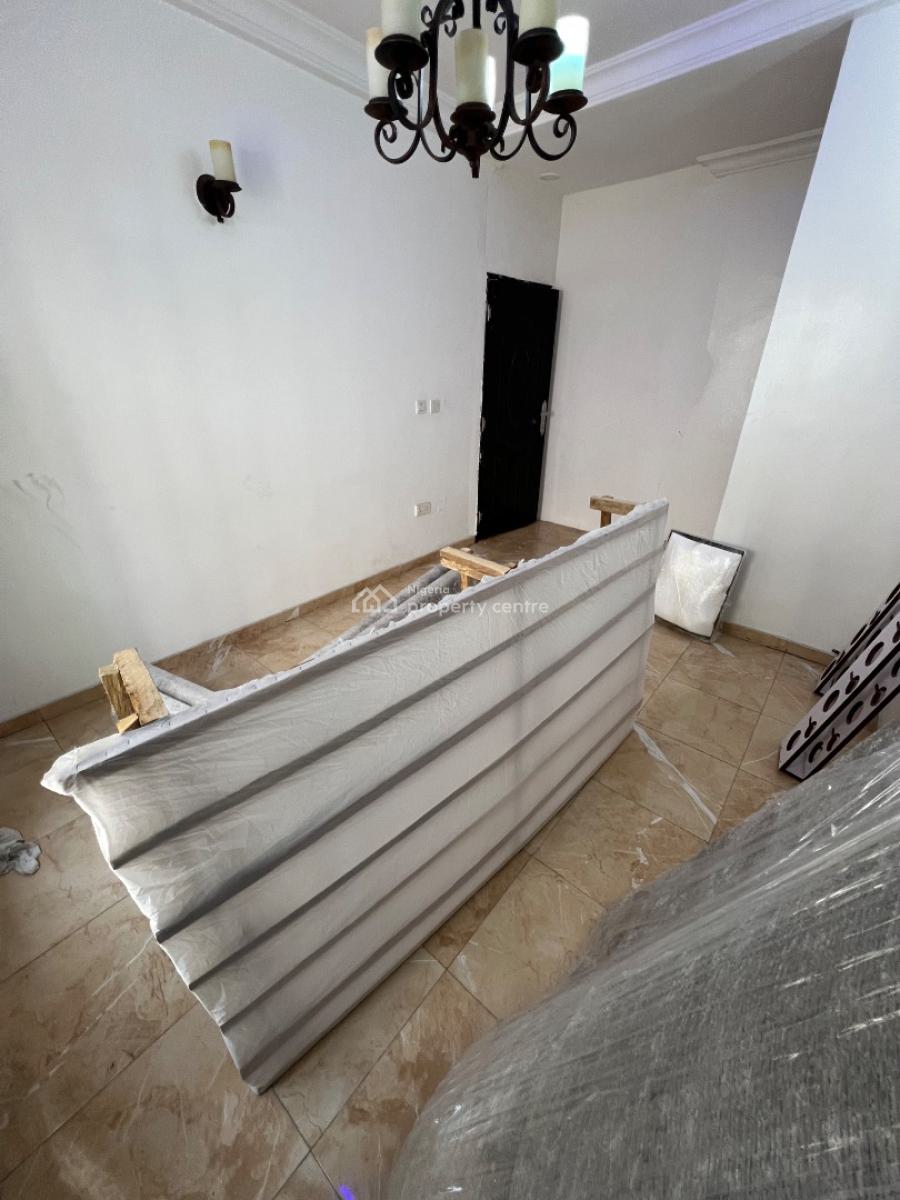 Super-clean Miniflat with Massive Bedroom, Osapa London Estate, Osapa, Lekki, Lagos, Mini Flat (room and Parlour) for Rent