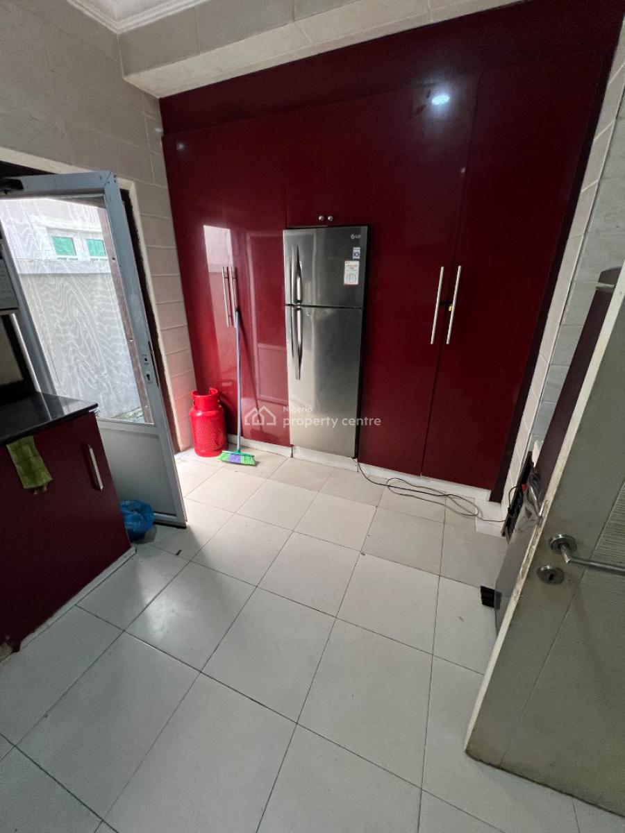 Super-clean Miniflat with Massive Bedroom, Osapa London Estate, Osapa, Lekki, Lagos, Mini Flat (room and Parlour) for Rent