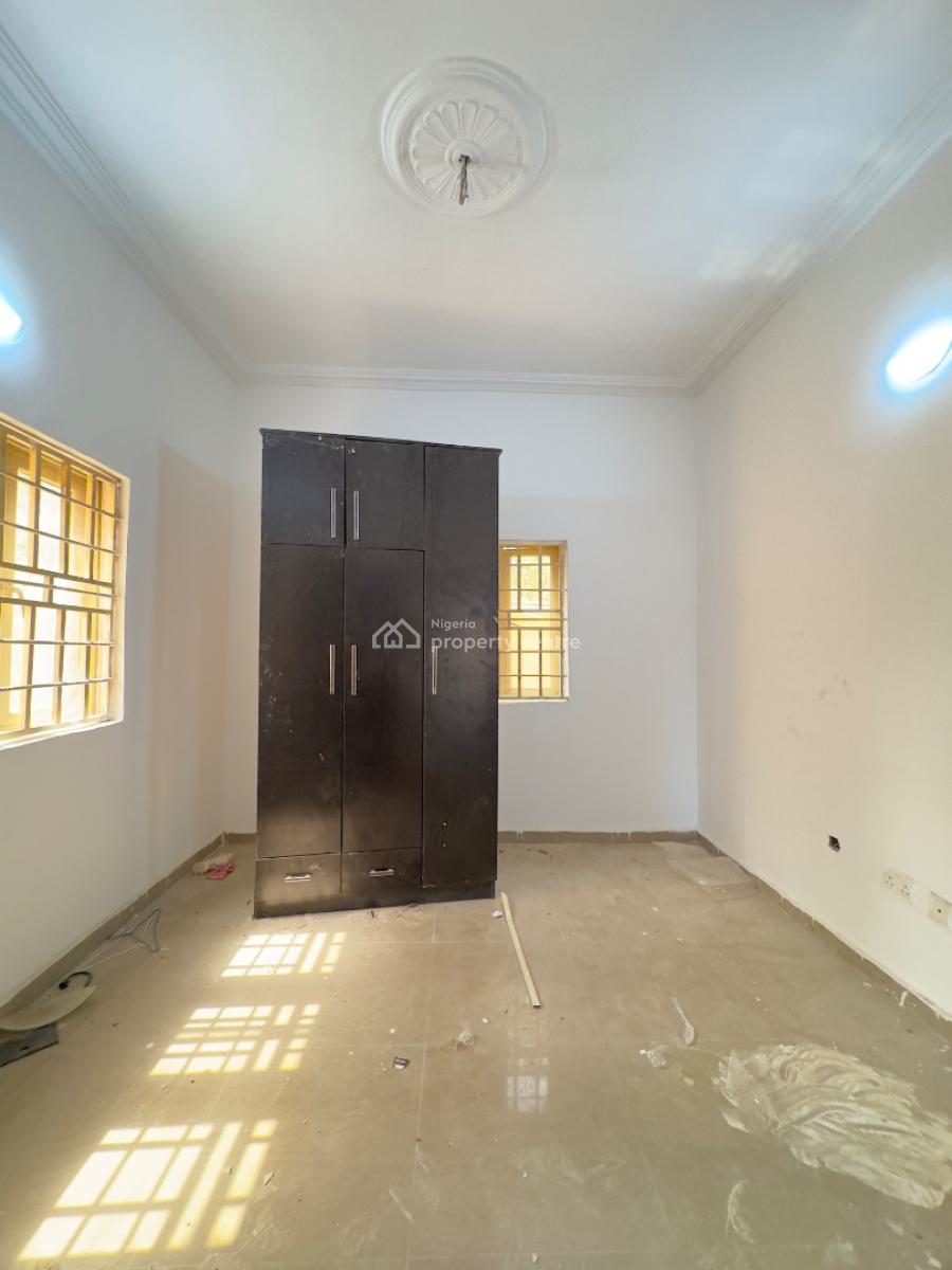 Neatly Revamped 2 Bedroom Flat, Gaduwa, Gaduwa, Abuja, Flat / Apartment for Rent