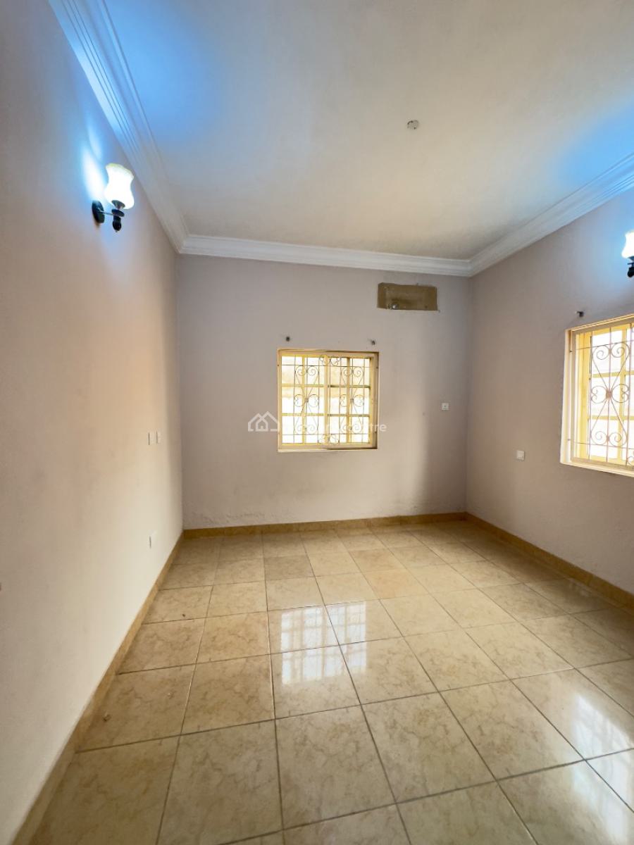 Newly Vacated 2 Bedroom Flat, Gaduwa, Gaduwa, Abuja, Flat / Apartment for Rent