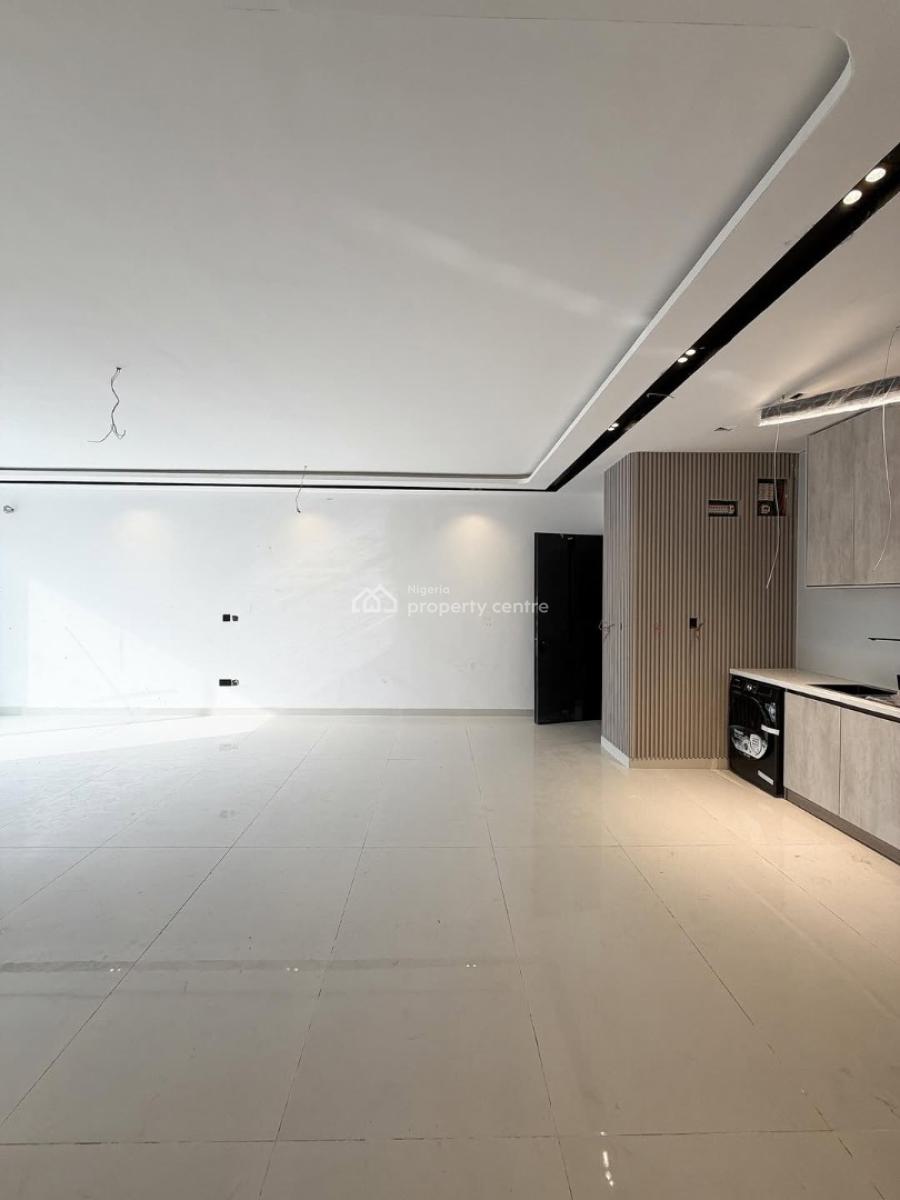 Luxury 2 Bedroom Apartment Back Unit, Lekki Phase 1, Lekki, Lagos, Block of Flats for Sale