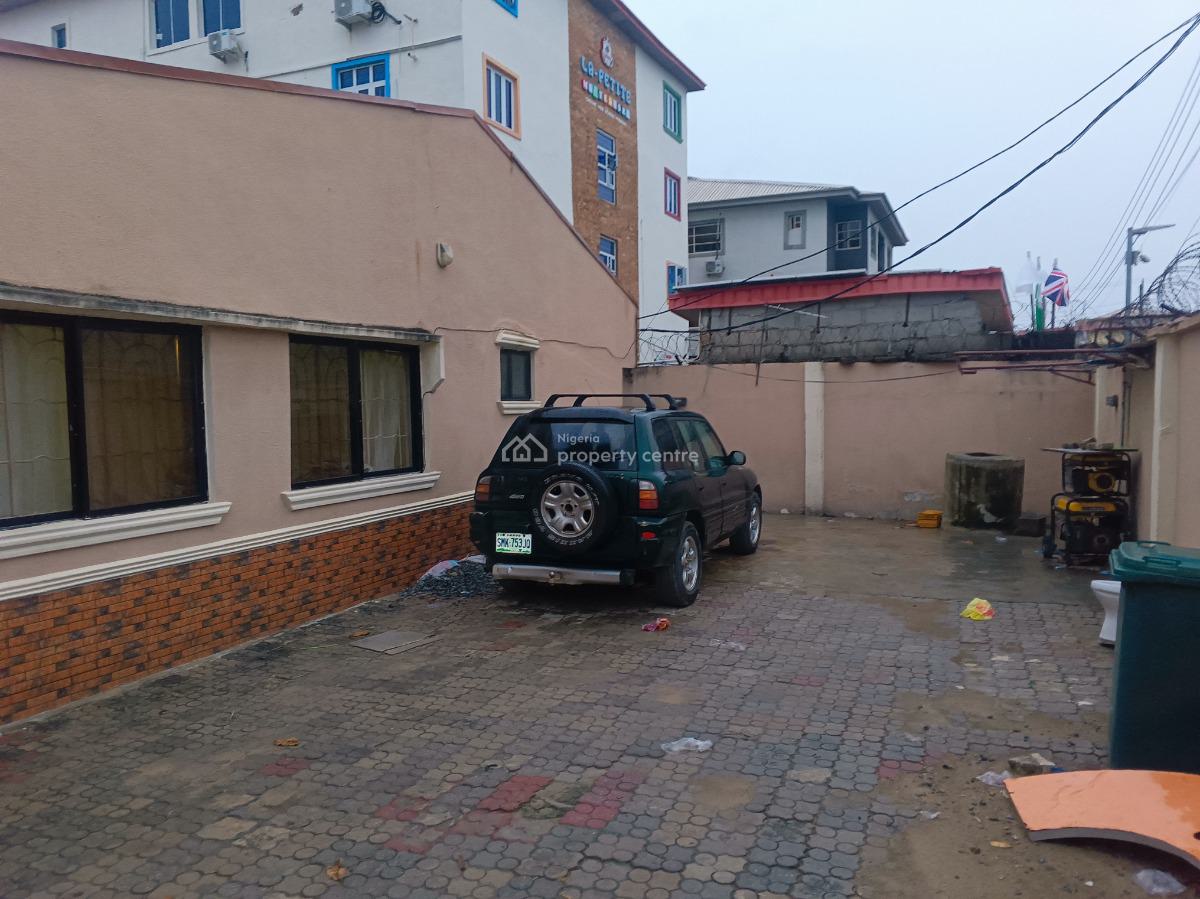 a Room Self Contain with Own Kitchen & Bathroom., Off Alpha Beach Road, New-road Bustop, Igbo Efon, Lekki, Lagos, Self Contain (single Rooms) for Rent