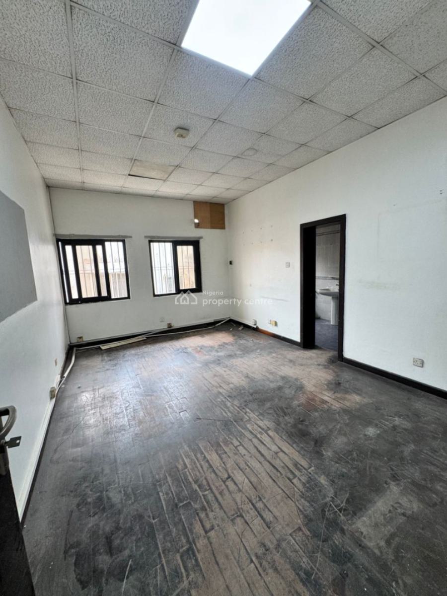 Luxury 5 Bedroom Semi Detached House with 2 Bq Good for Commercial, Lekki Phase 1, Lekki, Lagos, Semi-detached Duplex for Rent