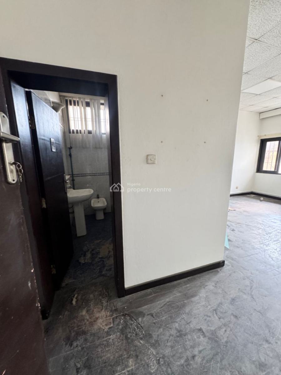 Luxury 5 Bedroom Semi Detached House with 2 Bq Good for Commercial, Lekki Phase 1, Lekki, Lagos, Semi-detached Duplex for Rent