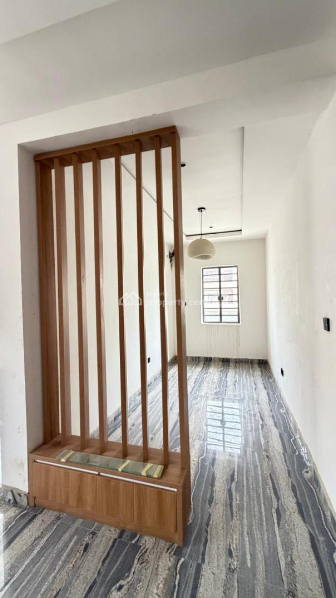 4 Bedroom Semi Detached Duplex, Lugbe District, Abuja, Semi-detached Duplex for Sale