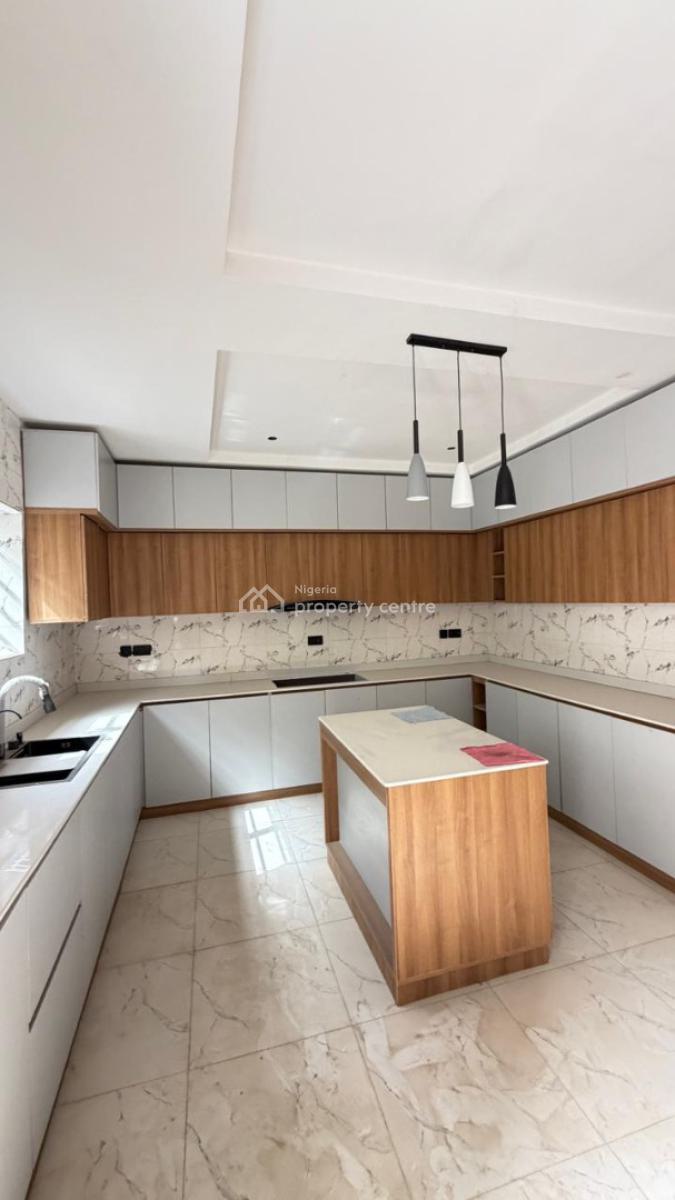 4 Bedroom Semi Detached Duplex, Lugbe District, Abuja, Semi-detached Duplex for Sale