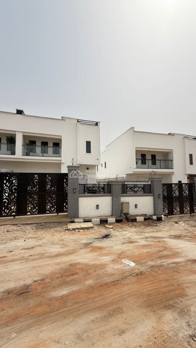 4 Bedroom Semi Detached Duplex, Lugbe District, Abuja, Semi-detached Duplex for Sale