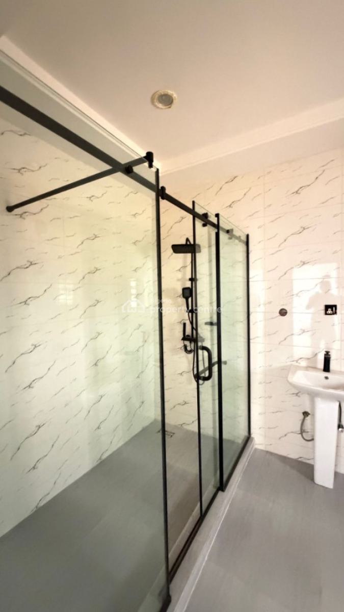 4 Bedroom Semi Detached Duplex, Lugbe District, Abuja, Semi-detached Duplex for Sale