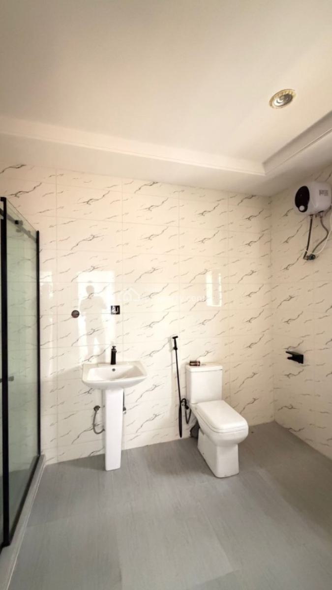 4 Bedroom Semi Detached Duplex, Lugbe District, Abuja, Semi-detached Duplex for Sale