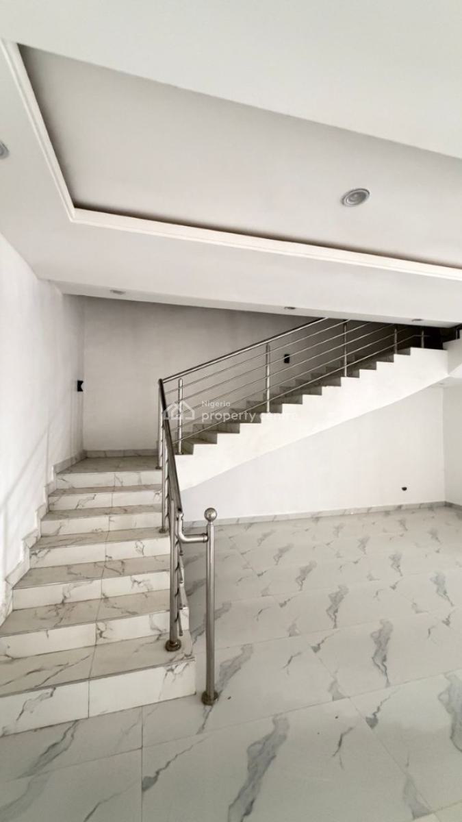 4 Bedroom Semi Detached Duplex, Lugbe District, Abuja, Semi-detached Duplex for Sale