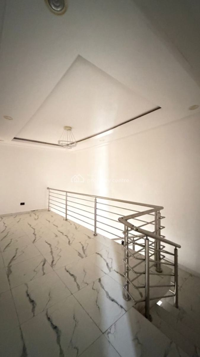 4 Bedroom Semi Detached Duplex, Lugbe District, Abuja, Semi-detached Duplex for Sale