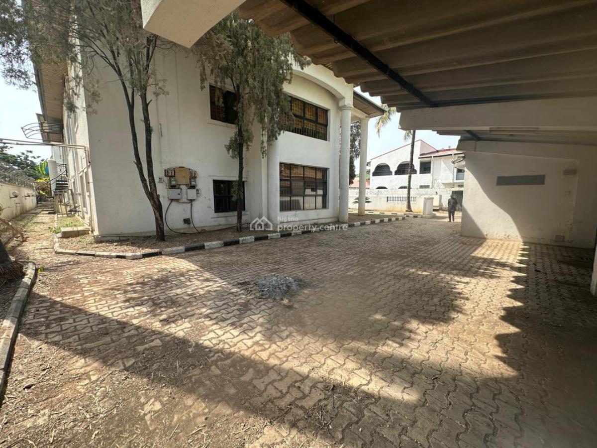 Serviced 2 Units 4 Bedrooms,4 Units of 3 Bedroom,6 Units of 1room Bq, Garki Area 11. Strategic Location, Garki, Abuja, Flat / Apartment for Rent