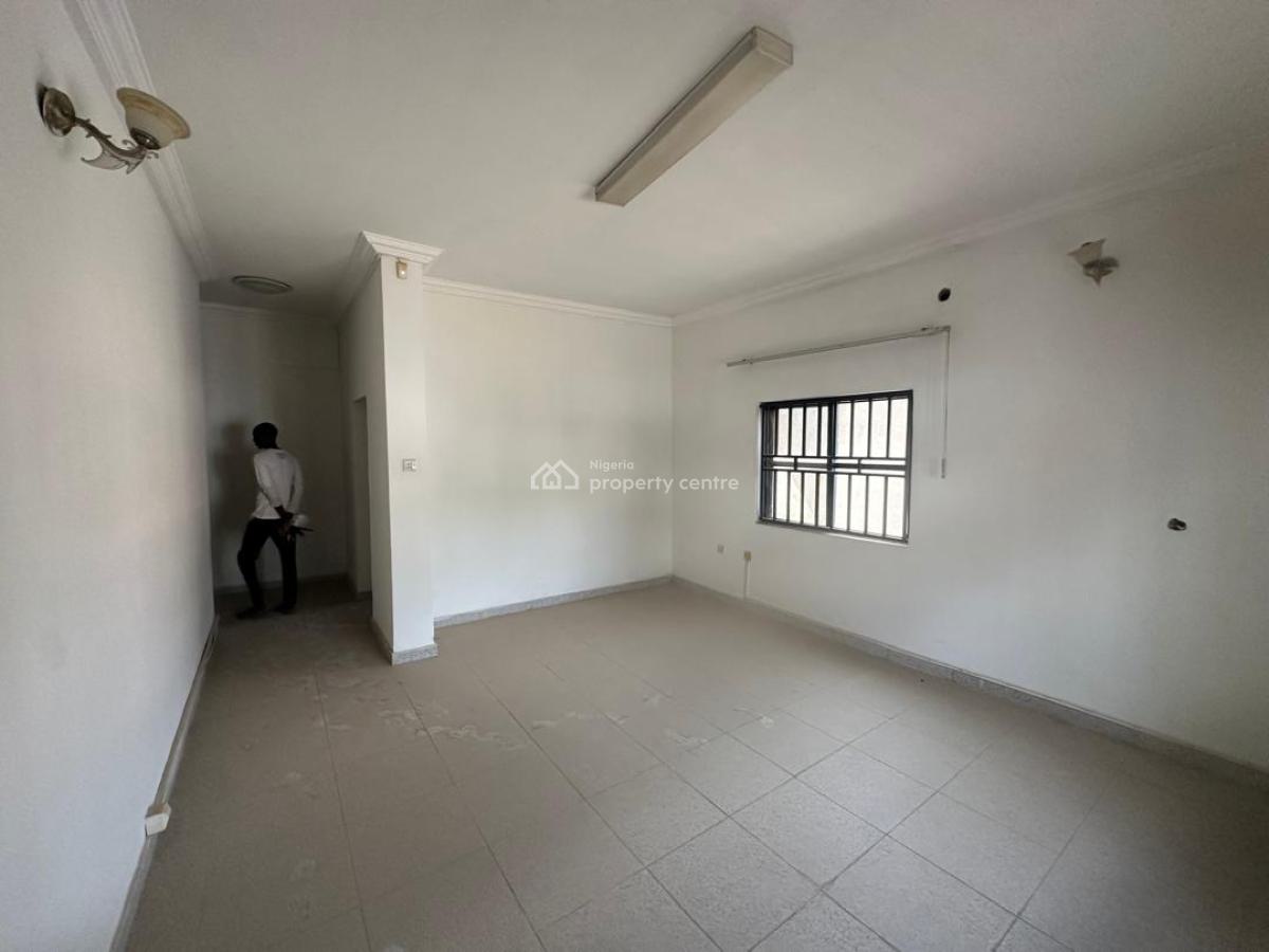 Serviced 2 Units 4 Bedrooms,4 Units of 3 Bedroom,6 Units of 1room Bq, Garki Area 11. Strategic Location, Garki, Abuja, Flat / Apartment for Rent