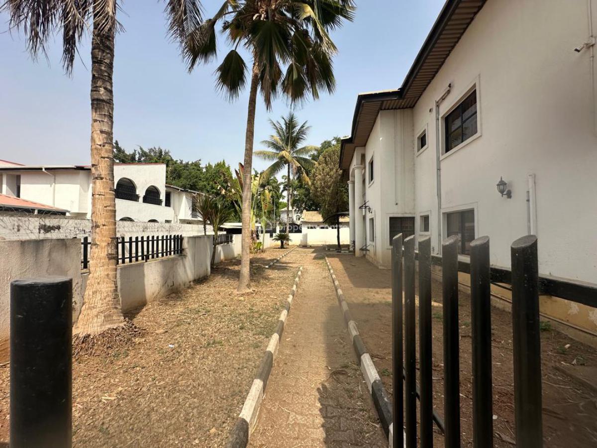 Serviced 2 Units 4 Bedrooms,4 Units of 3 Bedroom,6 Units of 1room Bq, Garki Area 11. Strategic Location, Garki, Abuja, Flat / Apartment for Rent