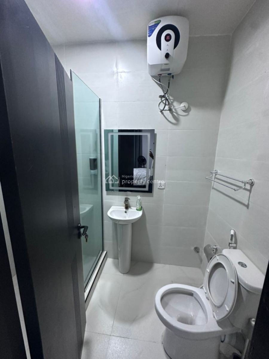 Fully Serviced Brand New Fully Furnished 3 Bedroom Flat. Ol, Ologolo Estate, Lekki, Lagos, Flat / Apartment for Rent