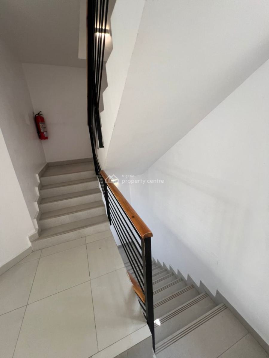 Fully Serviced 6-bedroom Detached House, Osapa, Lekki, Lagos, Detached Duplex for Rent