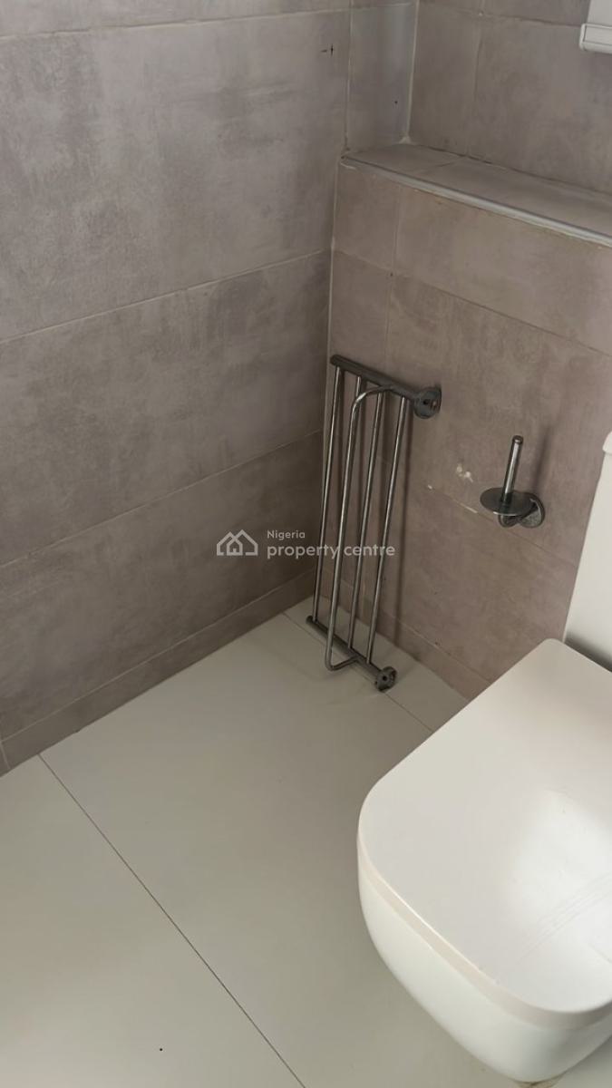 Fully Serviced 6-bedroom Detached House, Osapa, Lekki, Lagos, Detached Duplex for Rent