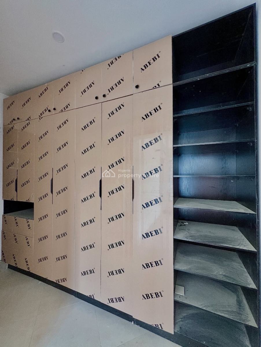 Serviced 4 Bedroom Apartments with Bq, 4 Bedroom Apartment for Sale, Lekki Phase 1, Lekki, Lagos, Block of Flats for Sale