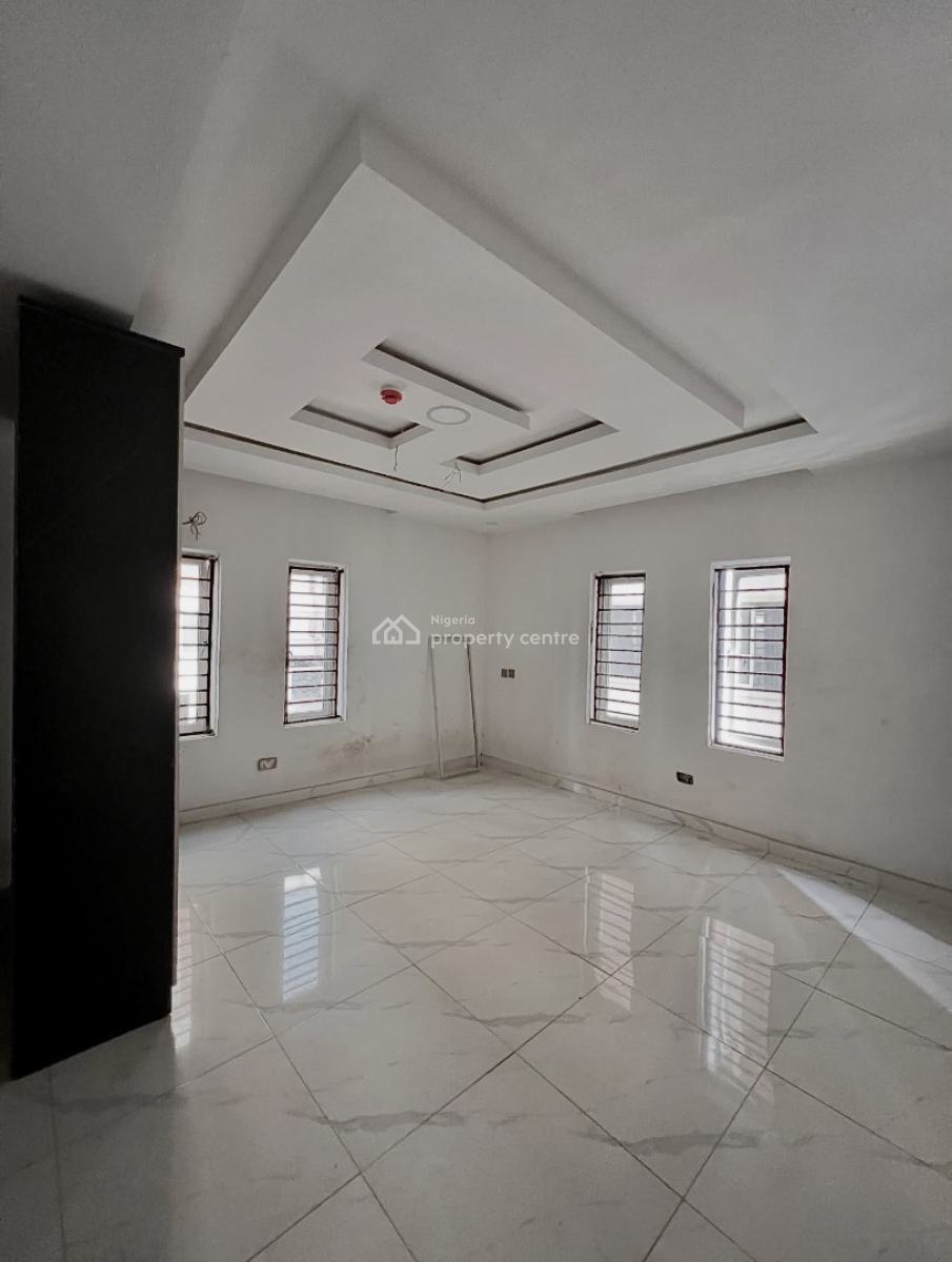 Fully Serviced 2 Bedroom Apartment with Pool and Elevator, 2 Bedroom Apartments for Sale, Lekki Phase 1, Lekki, Lagos, Block of Flats for Sale