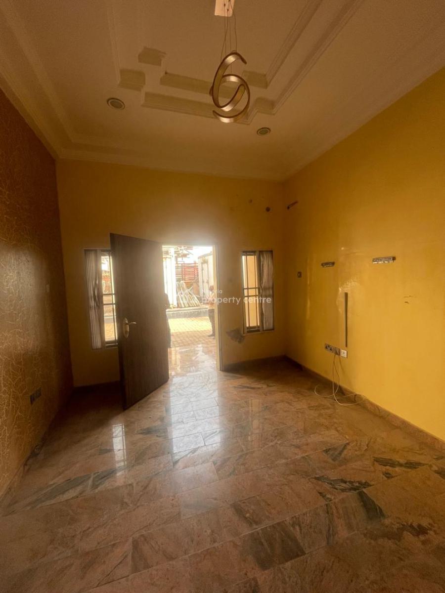 Standard 2 Bedroom Apartment on a Tarred Road, Jahi, Abuja, Flat / Apartment for Rent