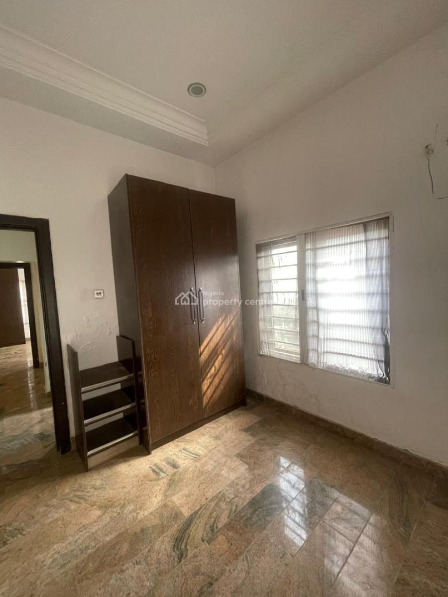 Standard 2 Bedroom Apartment on a Tarred Road, Jahi, Abuja, Flat / Apartment for Rent