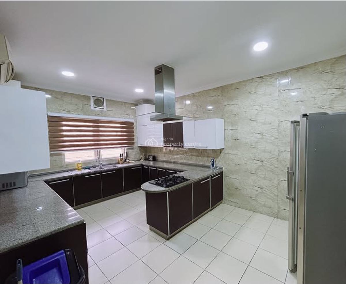 3 Bedroom Flat, Off Bourdillon Road, Ikoyi, Lagos, Flat / Apartment for Rent