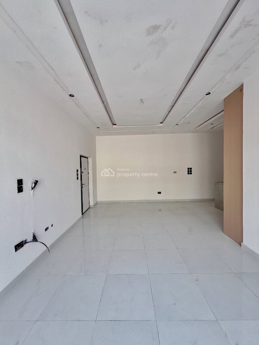 Serviced 2 & 3 Bedroom Apartments with Elevator and Pool, 2 & 3 Bedroom Apartments for Sale, Lekki Phase 1, Lekki, Lagos, Flat / Apartment for Sale