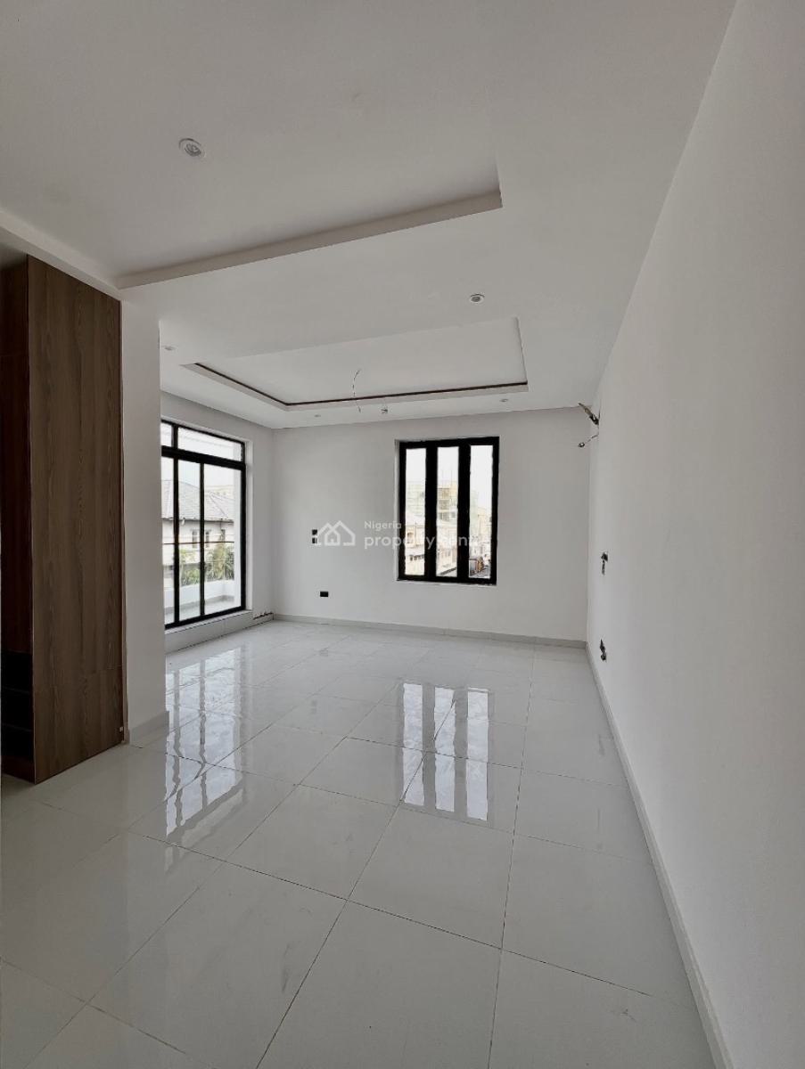 Serviced 2 & 3 Bedroom Apartments with Elevator and Pool, 2 & 3 Bedroom Apartments for Sale, Lekki Phase 1, Lekki, Lagos, Flat / Apartment for Sale