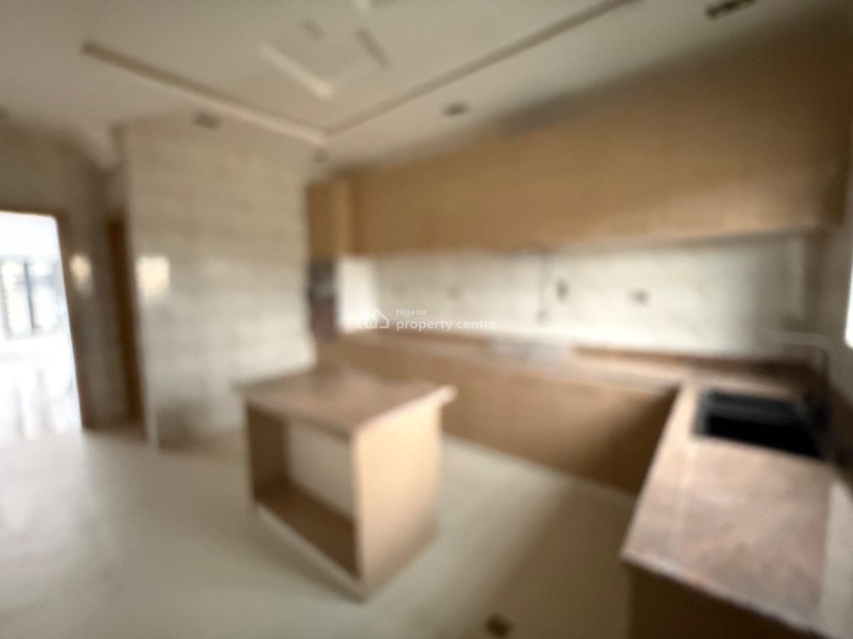 Brand New 4 Bedroom Semi Detached Duplex with Bq for Distress, Ologolo Lekki, Ologolo, Lekki, Lagos, Semi-detached Duplex for Sale