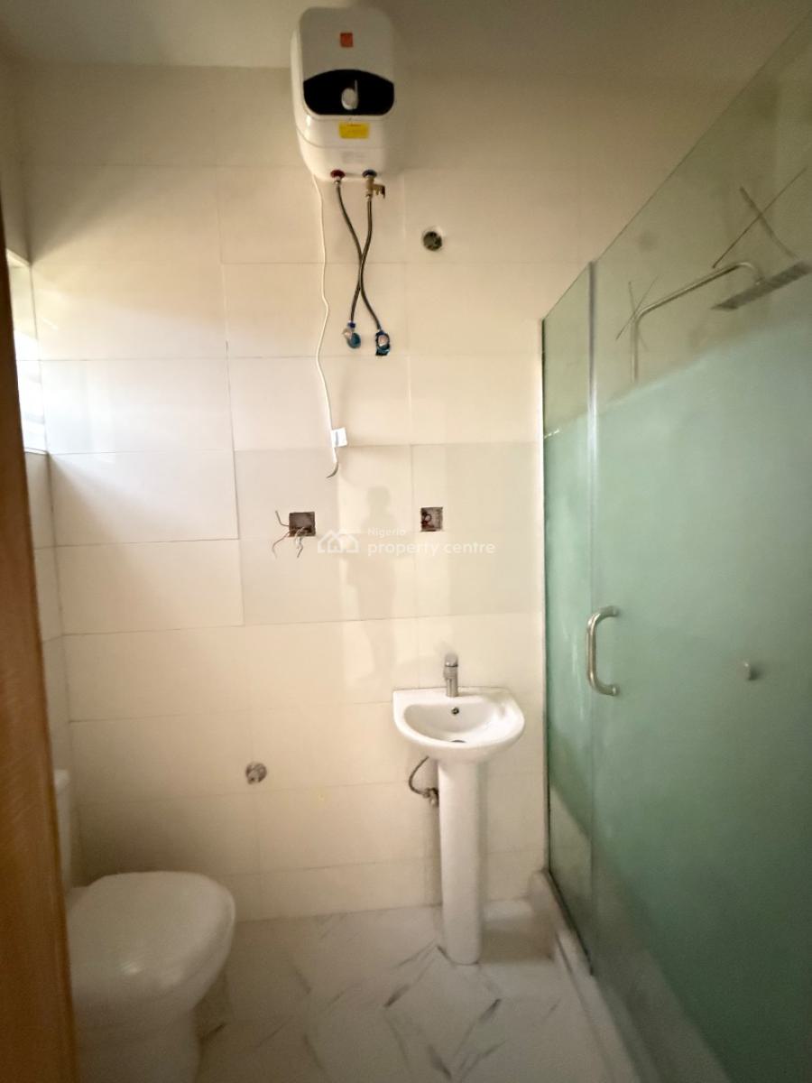 Brand New 4 Bedroom Semi Detached Duplex with Bq for Distress, Ologolo Lekki, Ologolo, Lekki, Lagos, Semi-detached Duplex for Sale