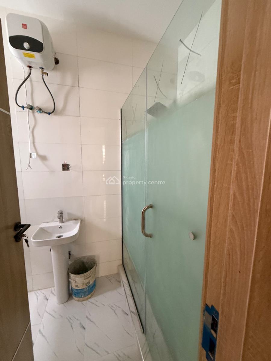 Brand New 4 Bedroom Semi Detached Duplex with Bq for Distress, Ologolo Lekki, Ologolo, Lekki, Lagos, Semi-detached Duplex for Sale