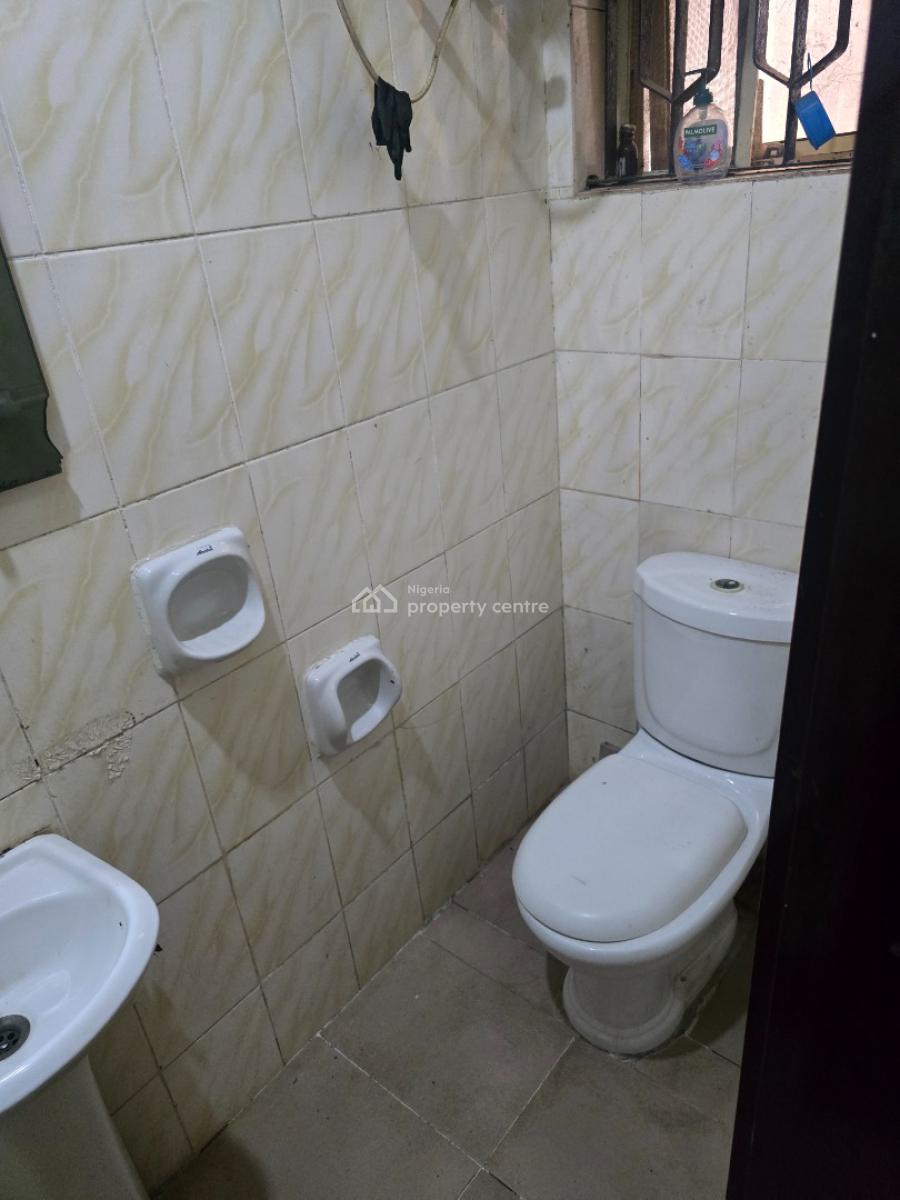 3-bedroom Bungalow, Emmanuel Abimbola, Lekki Phase 1, Lekki, Lagos, Commercial Property for Rent