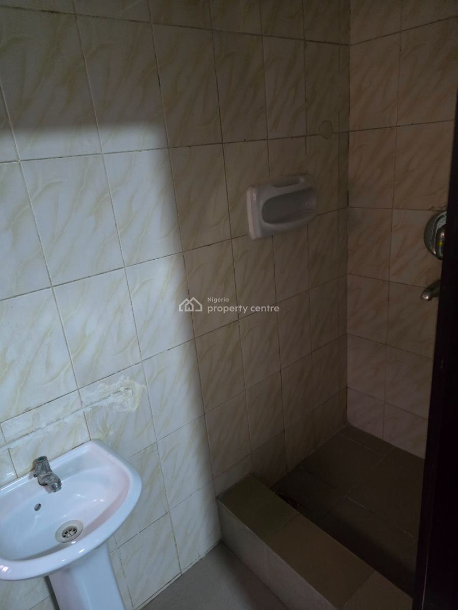 3-bedroom Bungalow, Emmanuel Abimbola, Lekki Phase 1, Lekki, Lagos, Commercial Property for Rent