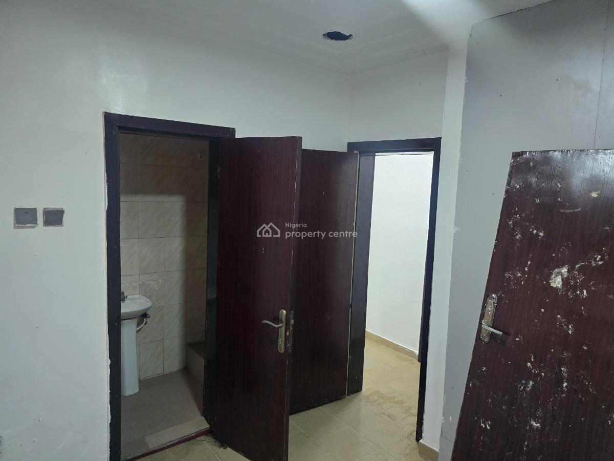 3-bedroom Bungalow, Emmanuel Abimbola, Lekki Phase 1, Lekki, Lagos, Commercial Property for Rent