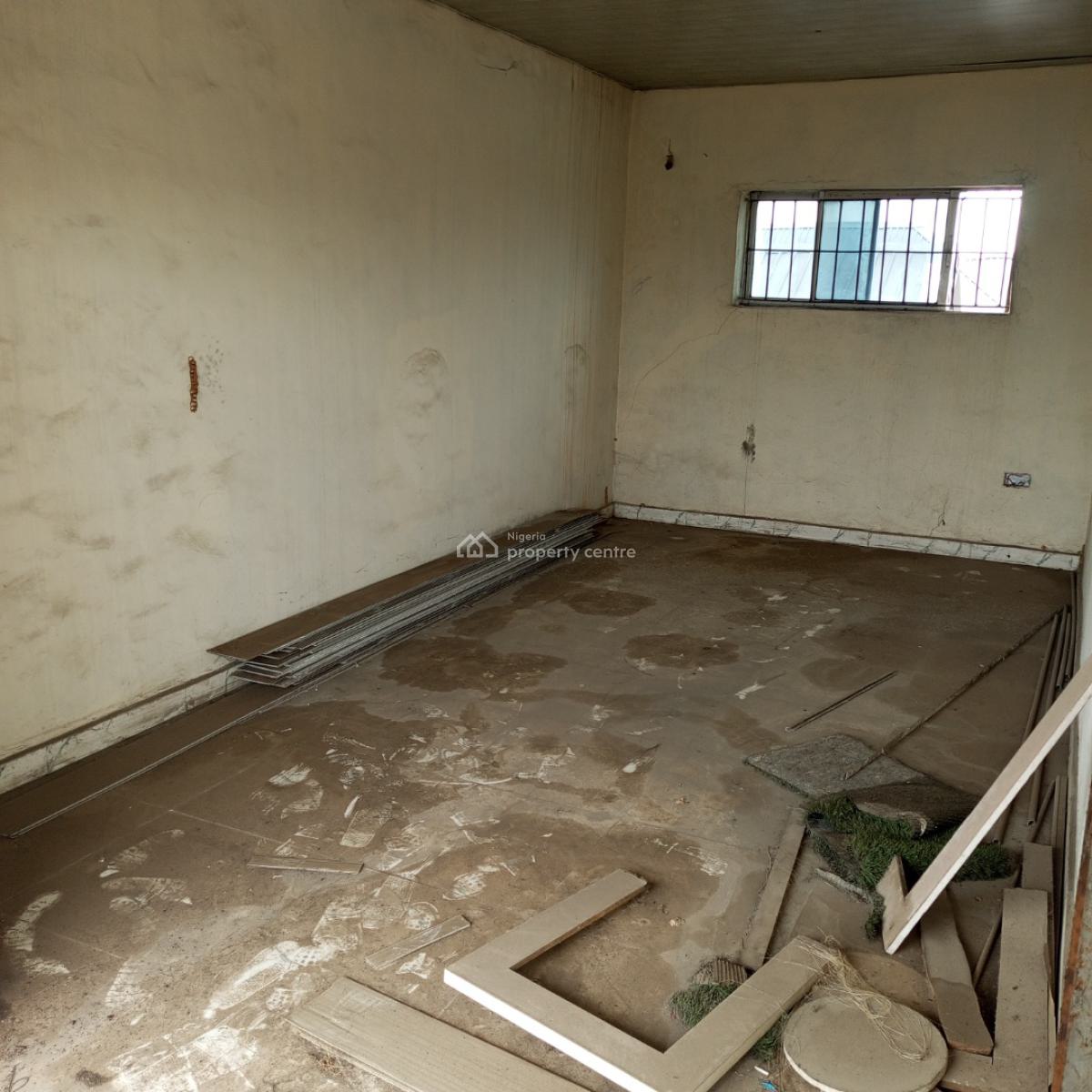 Spacious and Sharp Shop (upstairs) Facing Ado Major Road, Ado Road, Ajah-lekki, Ado, Ajah, Lagos, Shop for Rent