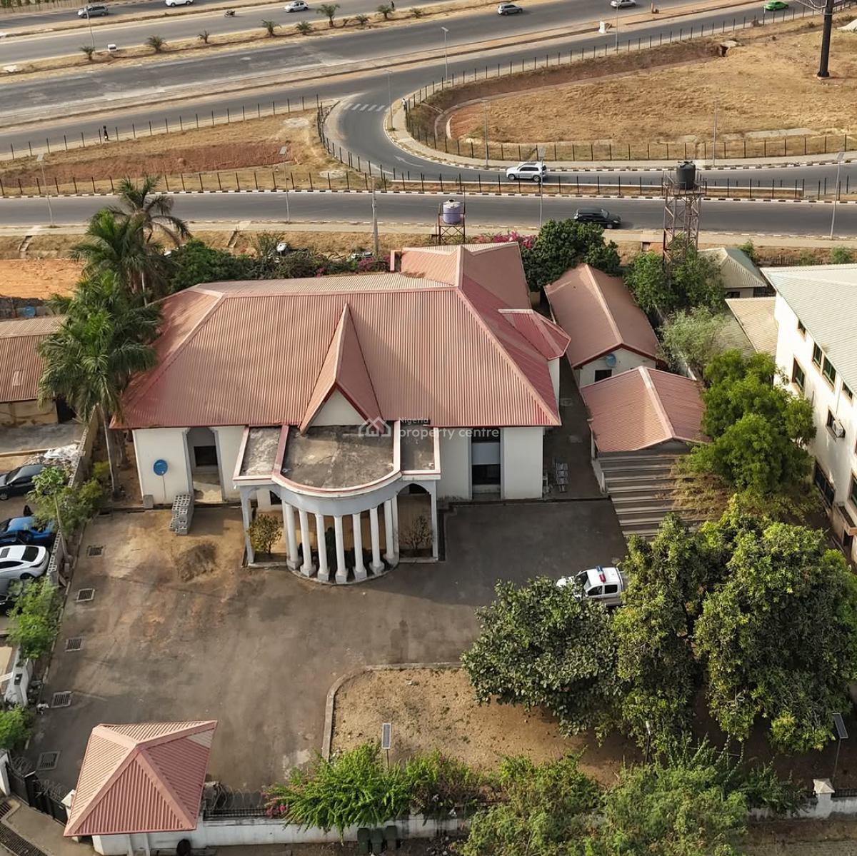 a Demolishable Duplex Seating on 1917 Residential Plot , C of O, Maitama District, Abuja, Residential Land for Sale