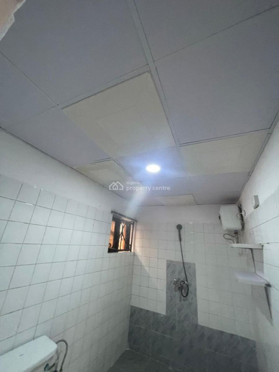 a Self Container Apartment with Kitchen+ Ac, Vgc, Vgc, Lekki, Lagos, Self Contain (single Rooms) for Rent